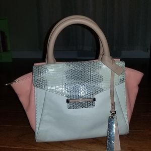 Vince Camuto Satchel / Crossbody